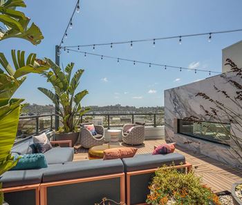 Summit: rooftop terrace